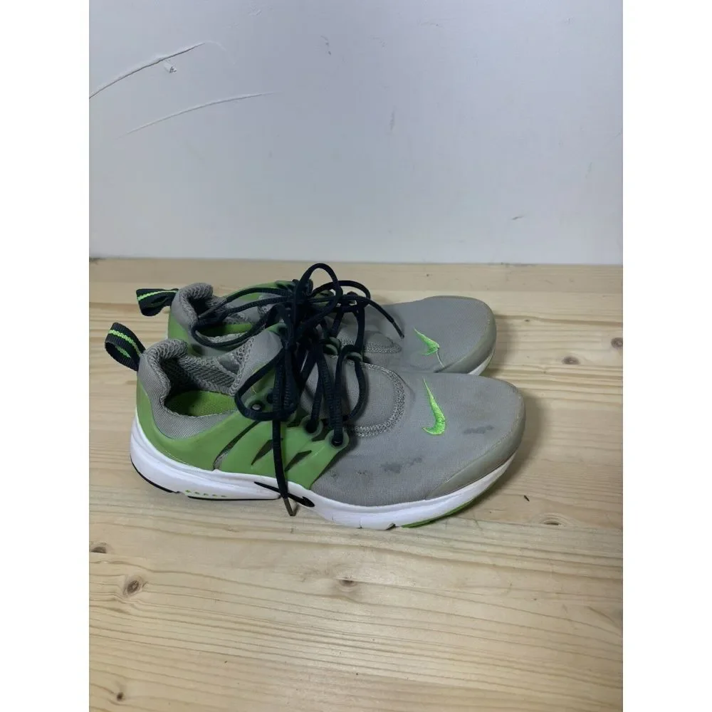 Nike Big Kids Presto Size‎ 4Y LT Smoke Grey Black Green U21